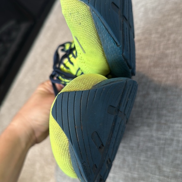 NIB! Brooks Men’s Adrenaline GTS 22 Neon Yellow Running Shoe Sneakers- S… - Picture 8 of 10